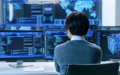 Crece la tasa de inserción laboral en tecnología en Argentina, ¿ cuáles son los perfiles más buscados?