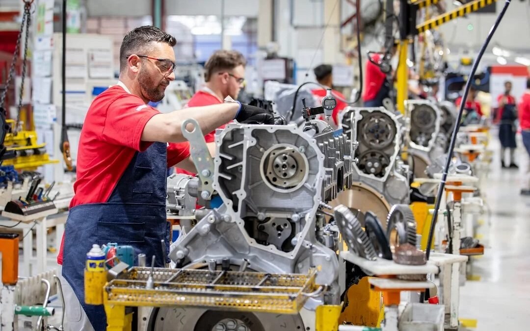 El uso de la capacidad instalada en la industria registró una leve suba mensual en septiembre